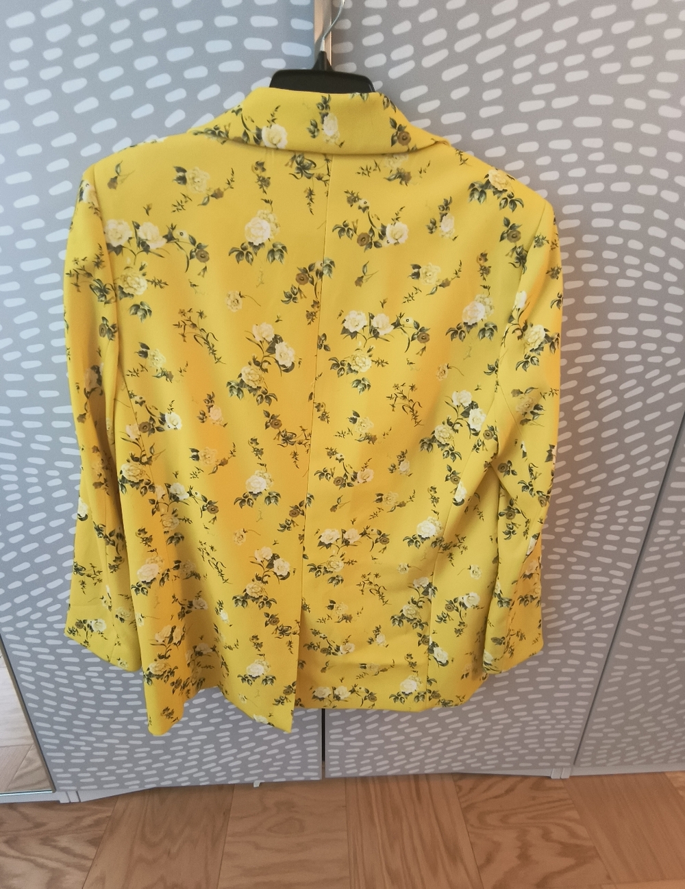 Alice + Olivia 'Justin' yellow floral boyfriend blazer Sz 12 ( No Shorts ) - Picture 9 of 12